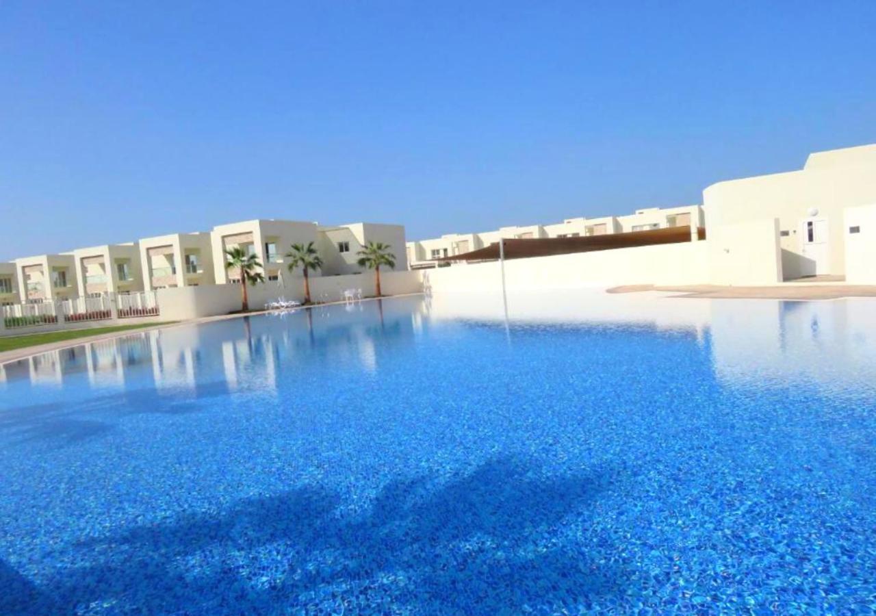 Holiday Home 3 Bedroom Seaview Ras al-Khaimah Eksteriør bilde
