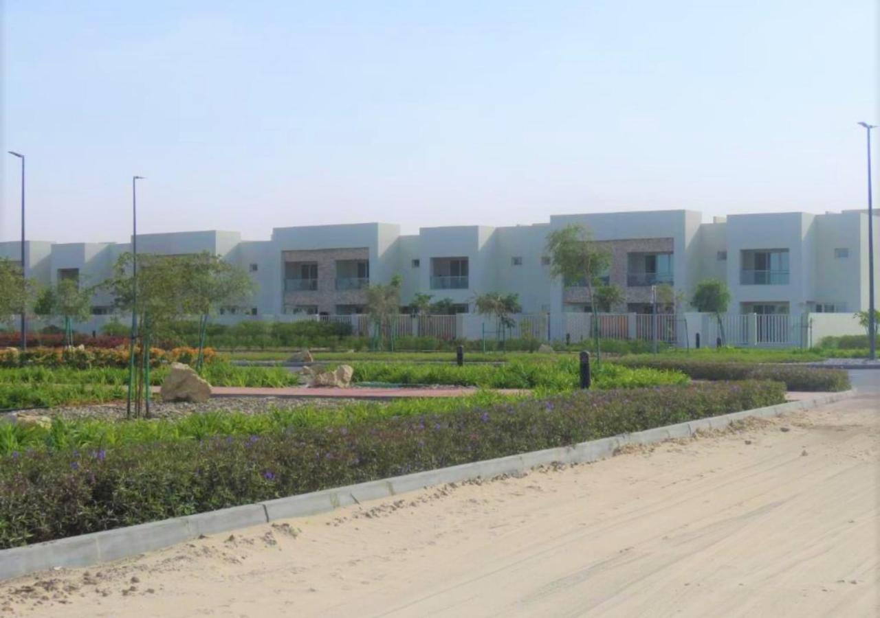 Holiday Home 3 Bedroom Seaview Ras al-Khaimah Eksteriør bilde