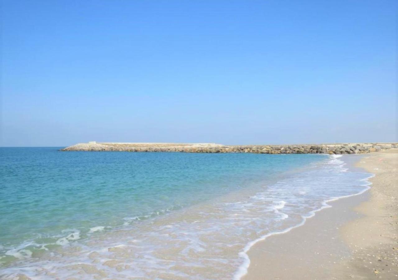 Holiday Home 3 Bedroom Seaview Ras al-Khaimah Eksteriør bilde