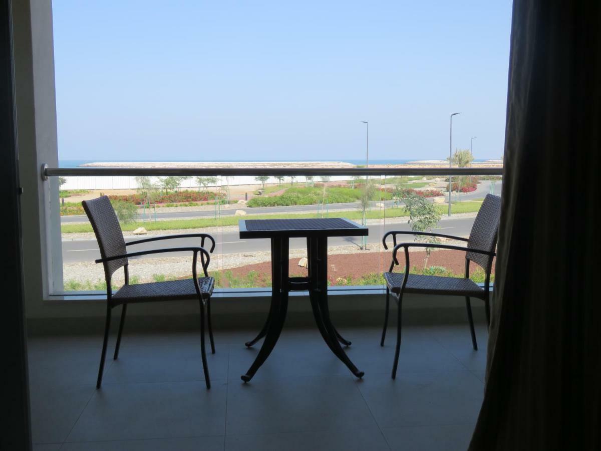 Holiday Home 3 Bedroom Seaview Ras al-Khaimah Eksteriør bilde