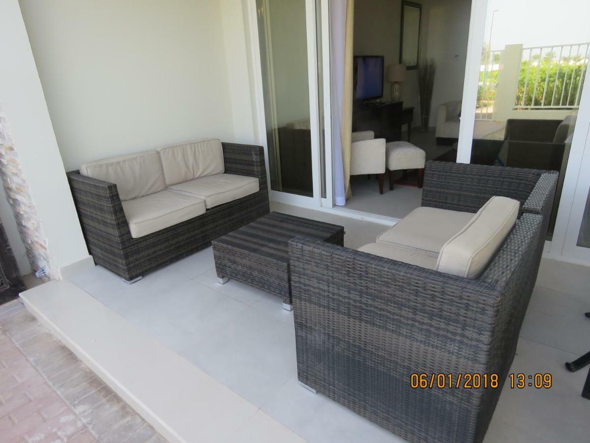 Holiday Home 3 Bedroom Seaview Ras al-Khaimah Eksteriør bilde
