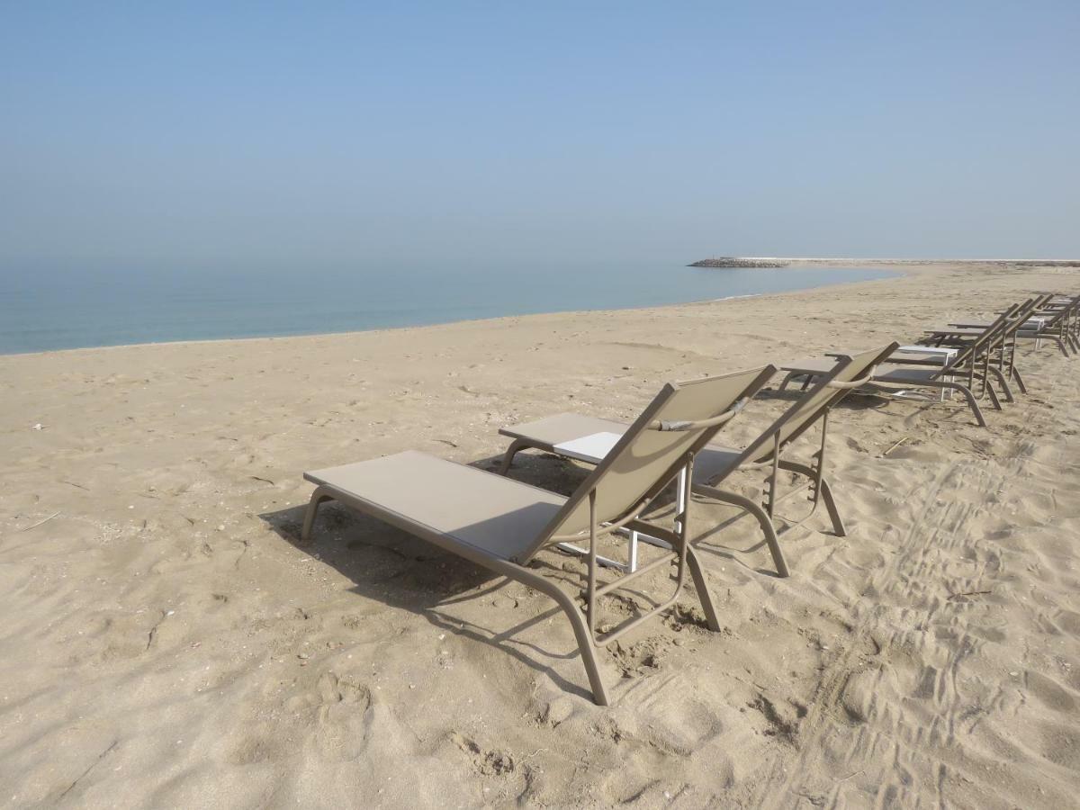 Holiday Home 3 Bedroom Seaview Ras al-Khaimah Eksteriør bilde